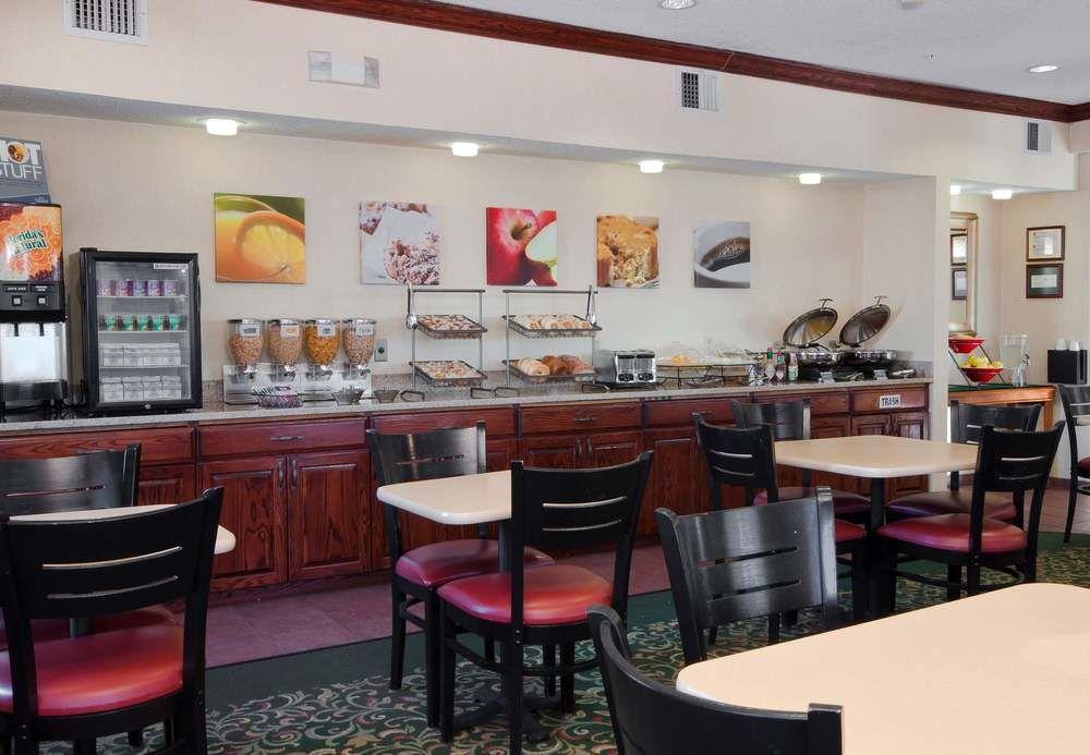 Comfort Inn & Suites Liverpool - Syracuse Buitenkant foto