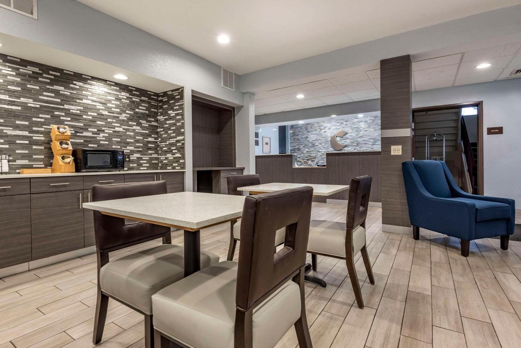 Comfort Inn & Suites Liverpool - Syracuse Buitenkant foto