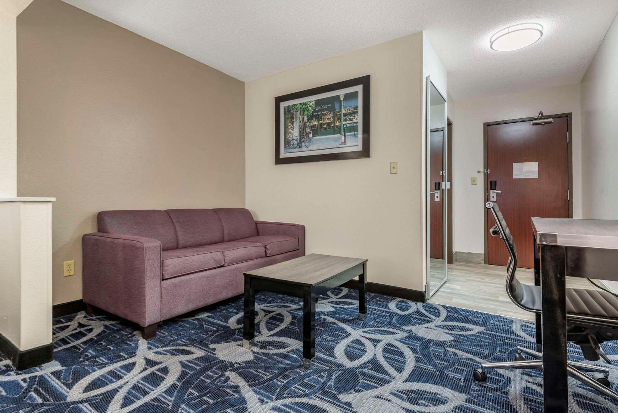 Comfort Inn & Suites Liverpool - Syracuse Buitenkant foto