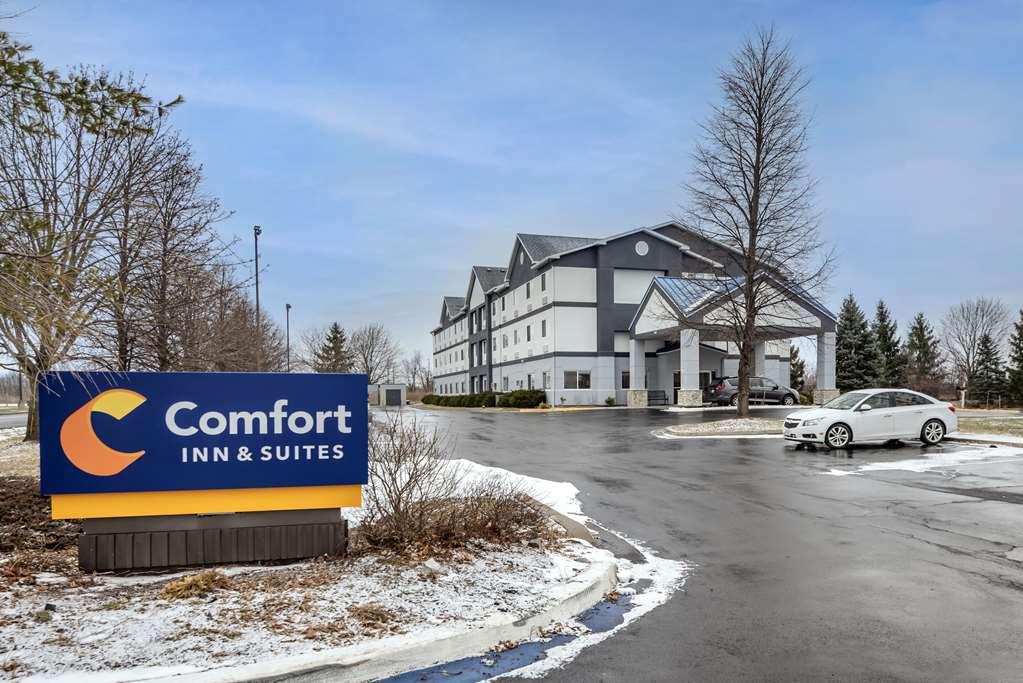 Comfort Inn & Suites Liverpool - Syracuse Buitenkant foto